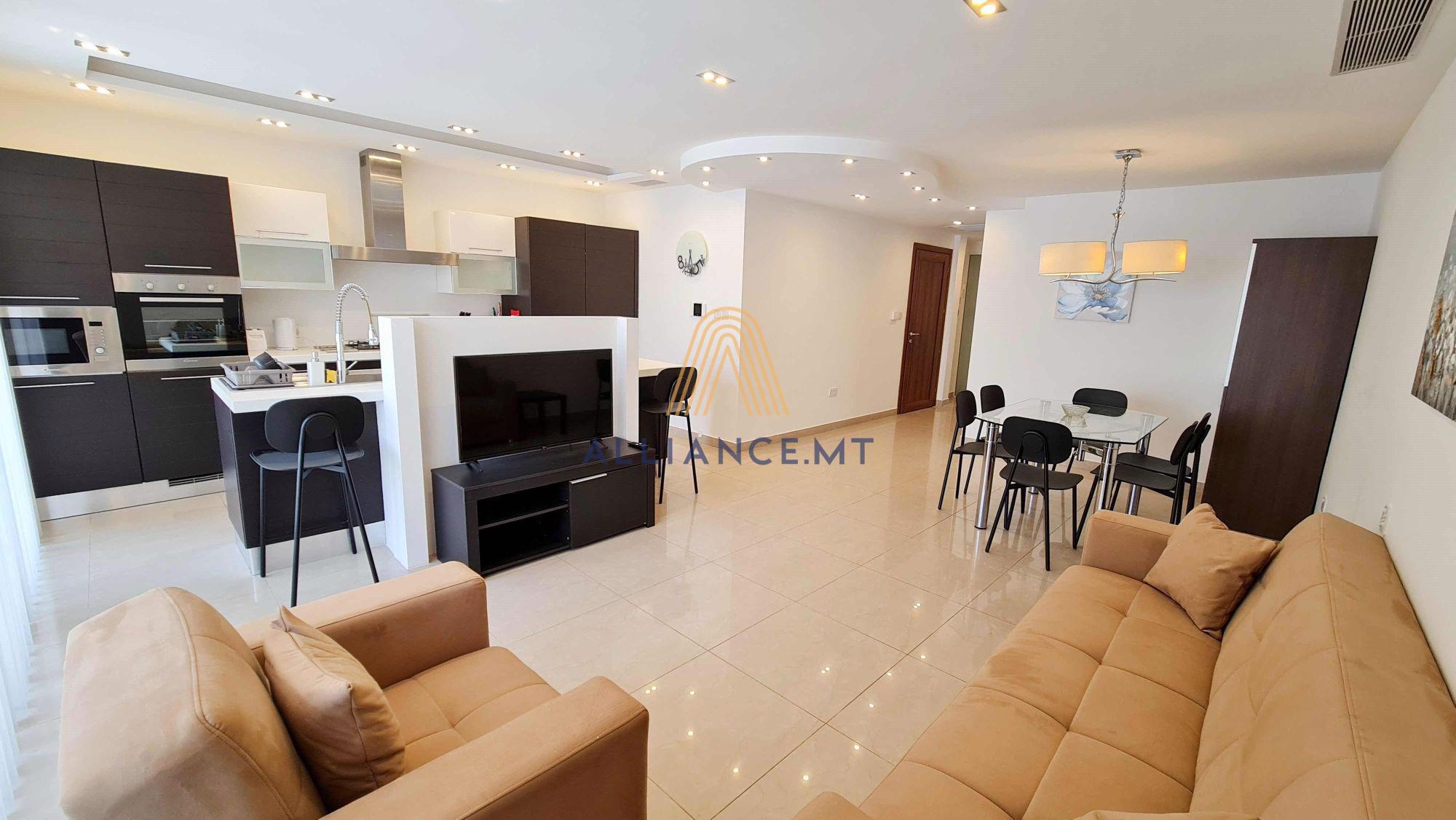 2 Bedroom Apartment for Rent in Gzira [LAPT241311]