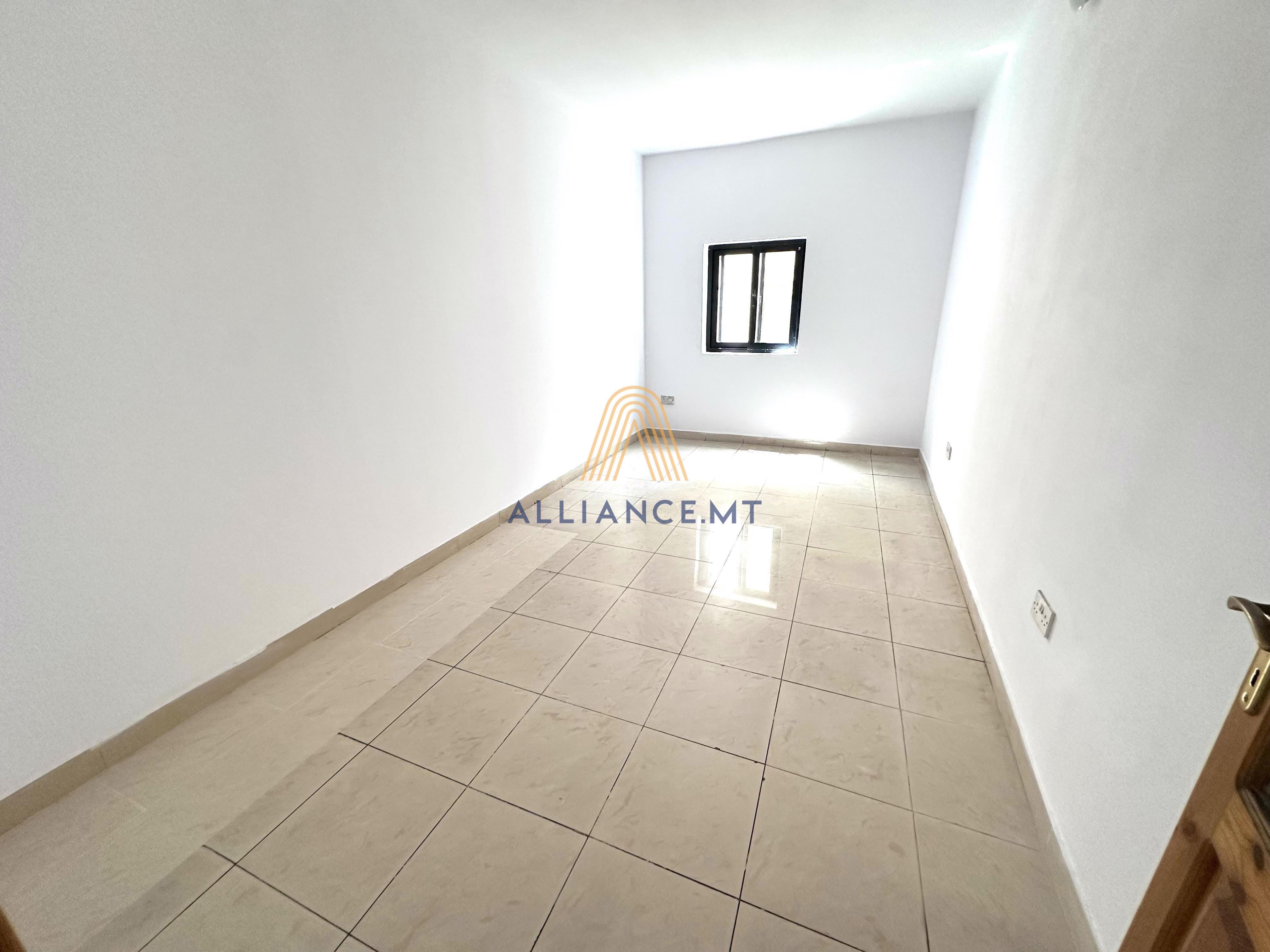 2 Bedroom Apartment for Sale in Pieta — Pieta, Malta — photo 4