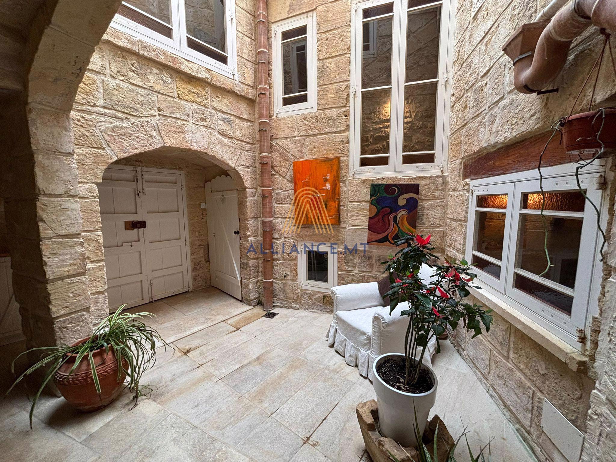 3 Bedroom House Of Character for Sale in Rabat [SHOC643741]