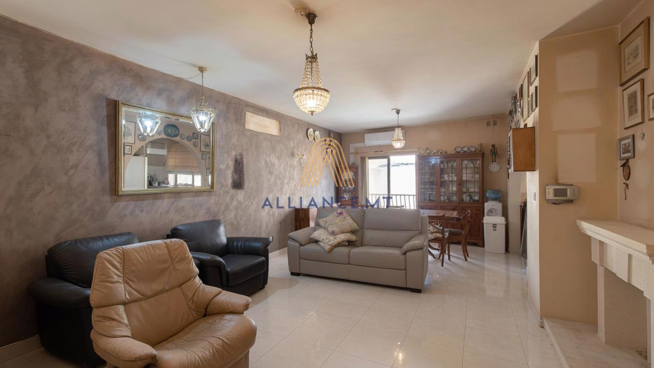 3 Bedroom Maisonette (1st Floor) for Sale in Naxxar [SMSN1F667155]
