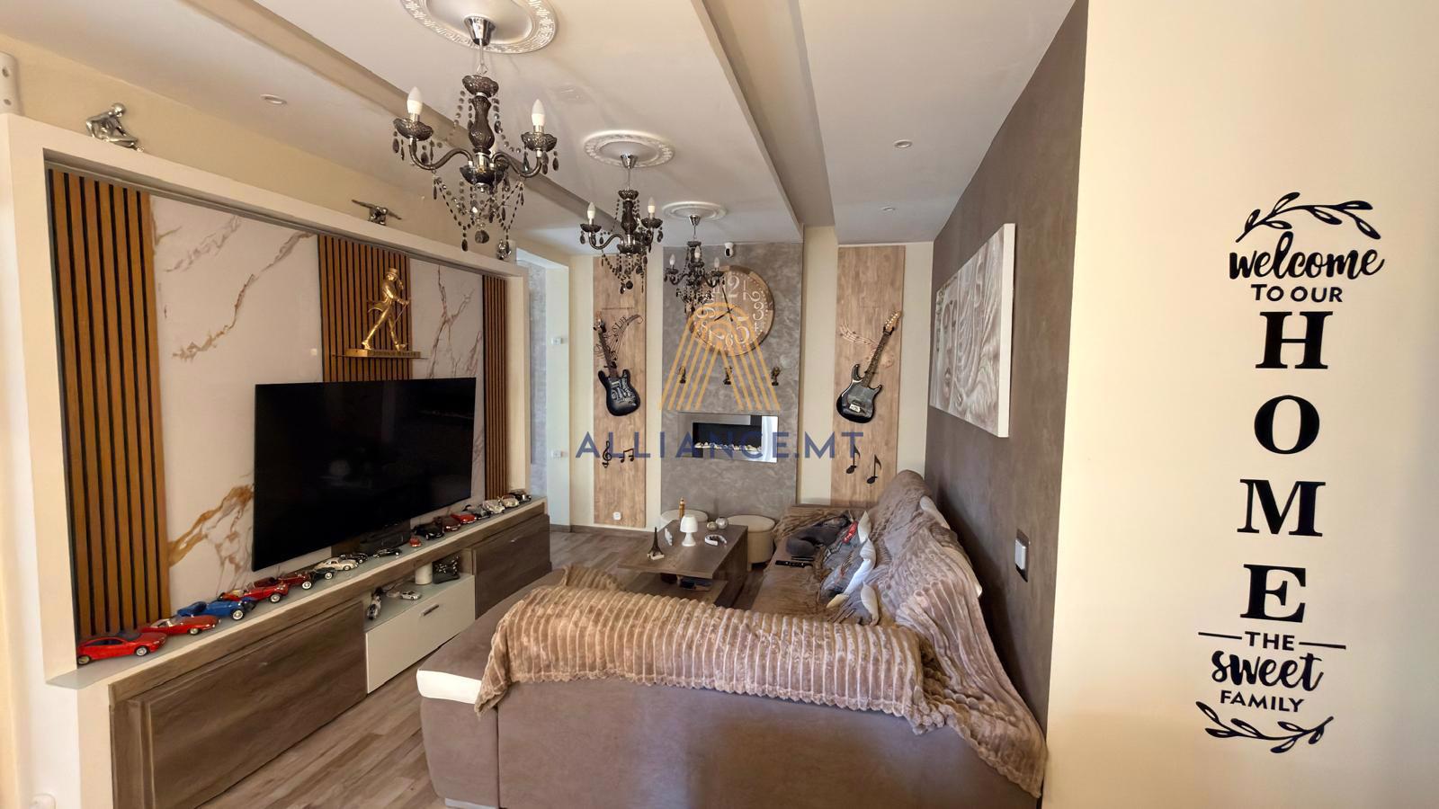 2 Bedroom Apartment for Sale in Gzira [SAPT666829]