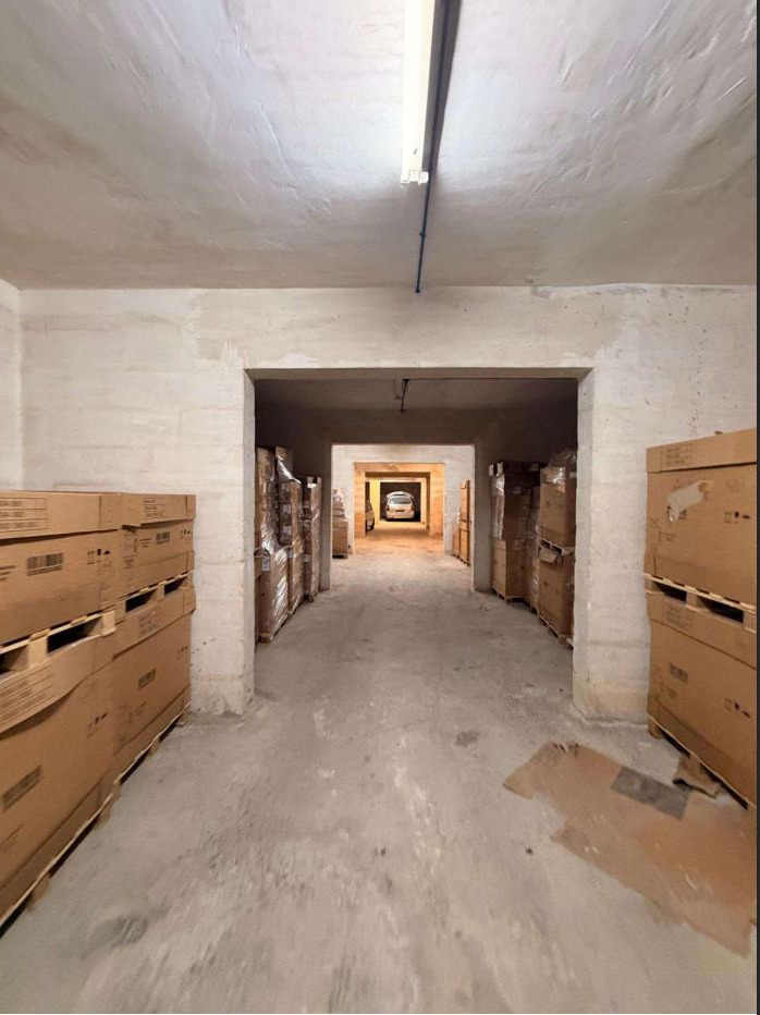Gzira Warehouse — Gzira, Malta — photo 4