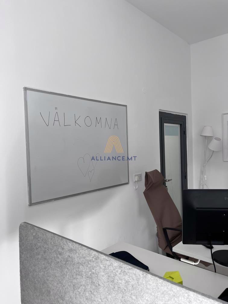 4 Bedroom Villa for Rent in Ta' Xbiex — Ta' Xbiex, Malta — photo 2