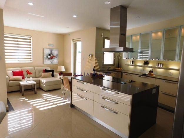 3 Bedroom Apartment for Rent in Sliema — Sliema, Malta — photo 4
