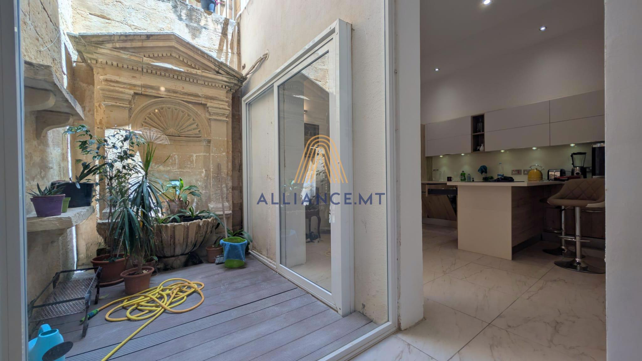 3 Bedroom Townhouse for Rent in Sliema — Sliema, Malta — photo 4