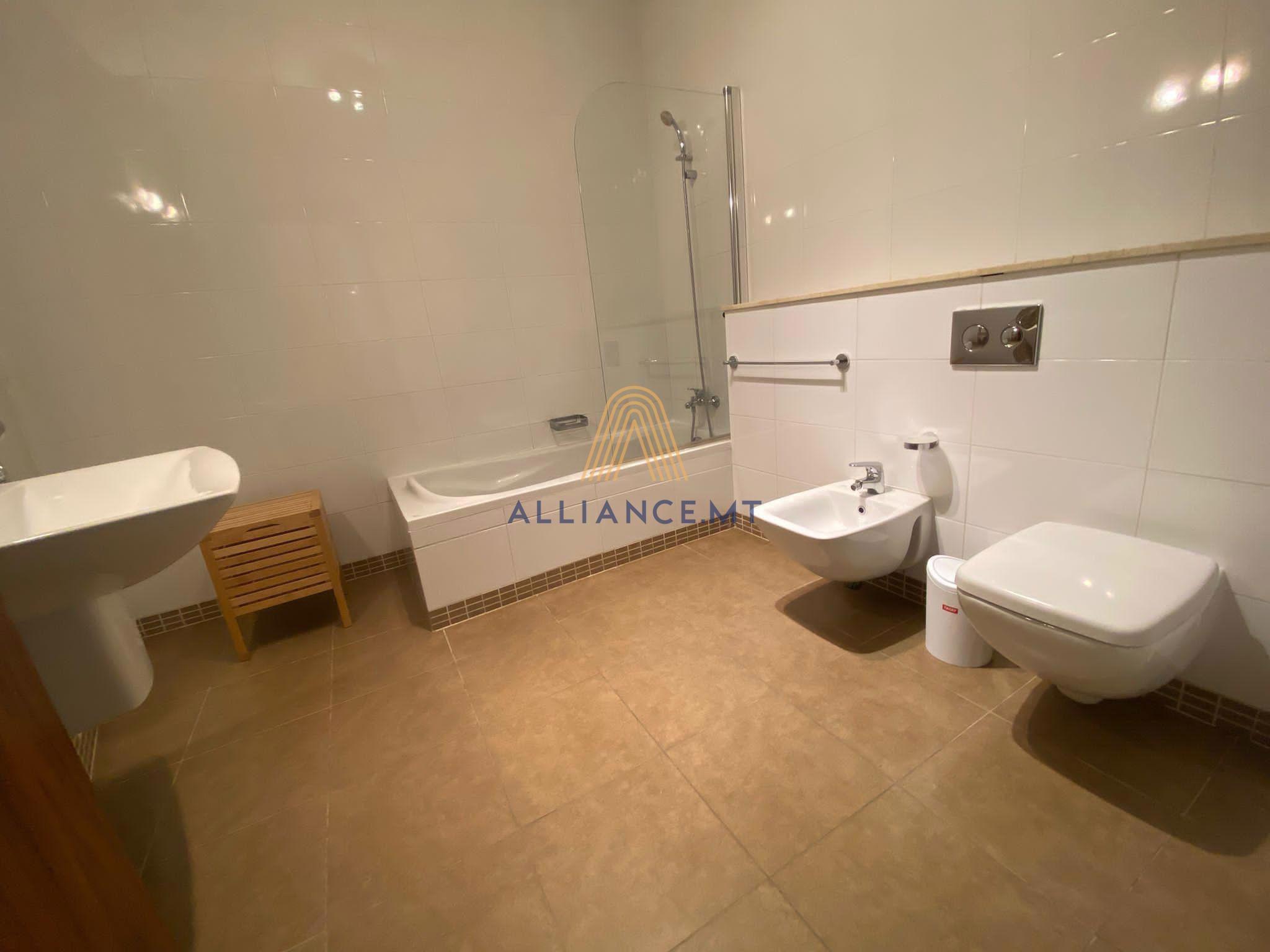 3 Bedroom Apartment (Duplex) for Rent in Sliema — Sliema, Malta — photo 3