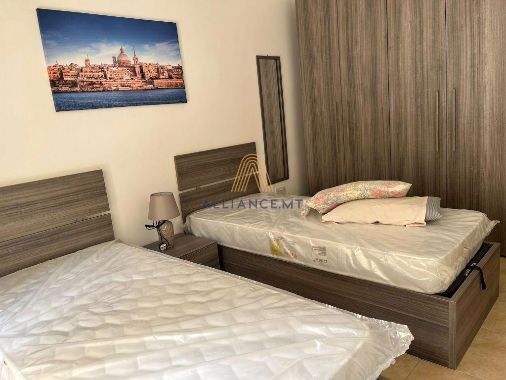 3 Bedroom Townhouse for Rent in Sliema — Sliema, Malta — photo 3