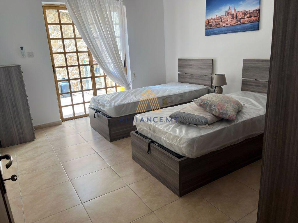 3 Bedroom Townhouse for Rent in Sliema — Sliema, Malta — photo 4