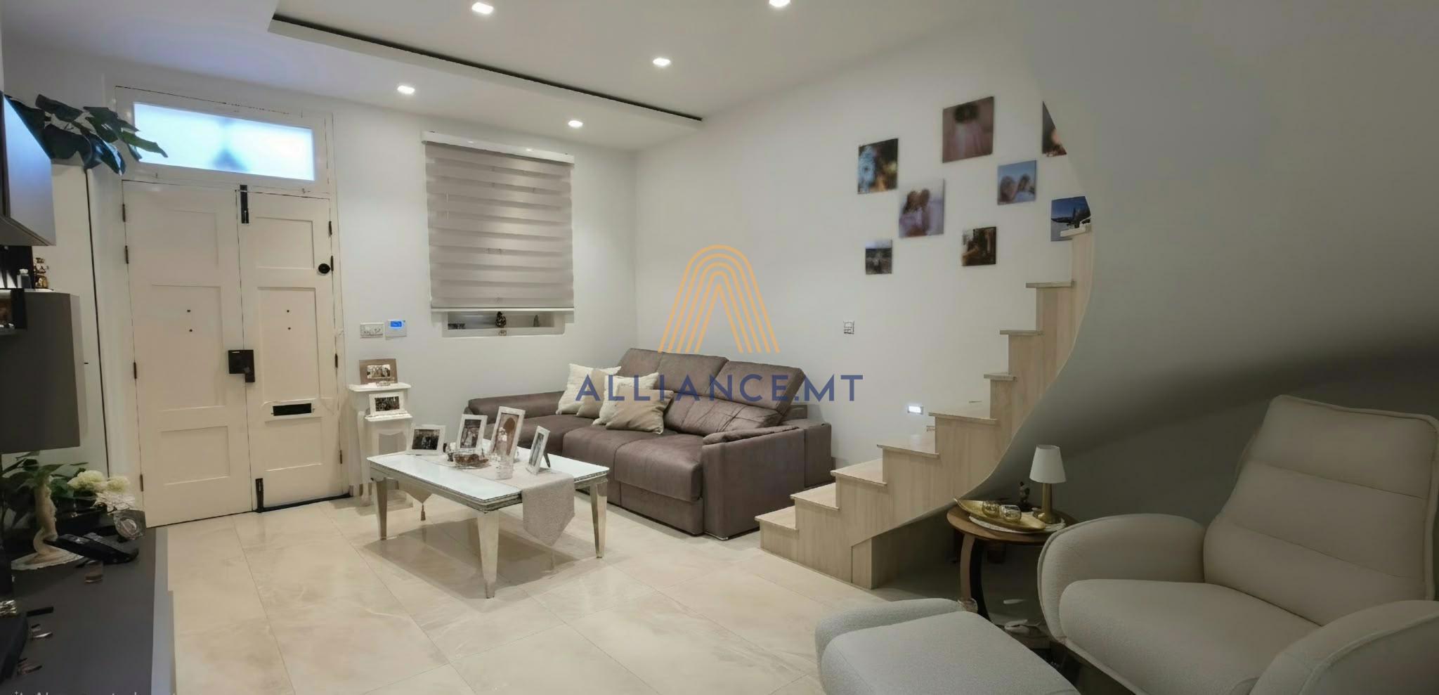3 Bedroom Townhouse for Sale in Sliema — Sliema, Malta — photo 2