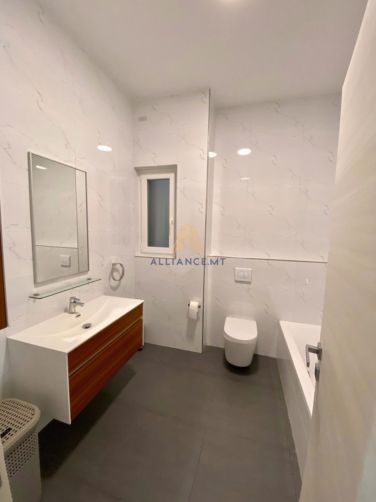 3 Bedroom Apartment for Rent in Sliema — Sliema, Malta — photo 3