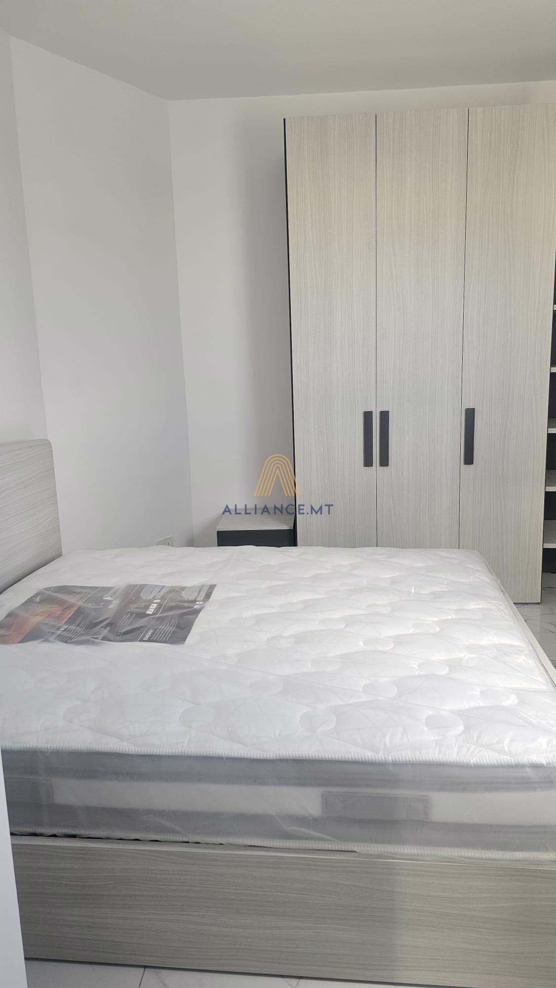 2 Bedroom Penthouse for Rent in Balzan — Balzan, Malta — photo 3