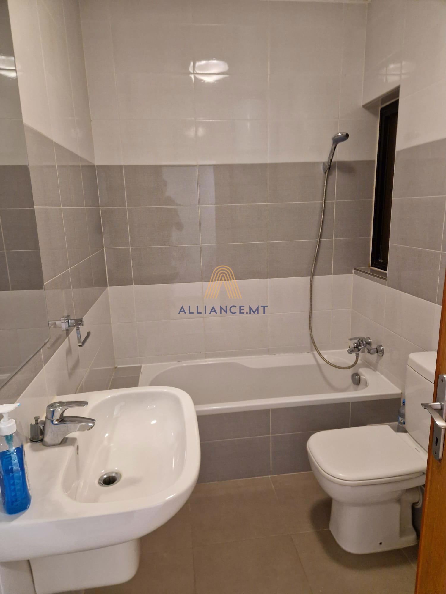 2 Bedroom Apartment for Rent in Sliema — Sliema, Malta — photo 3