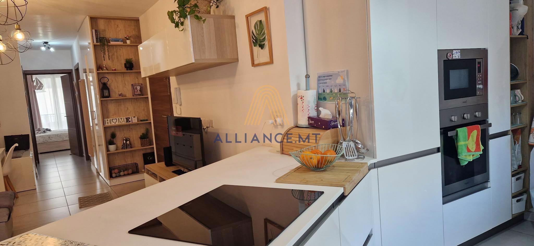 2 Bedroom Apartment for Rent in Gzira — Gzira, Malta — photo 3