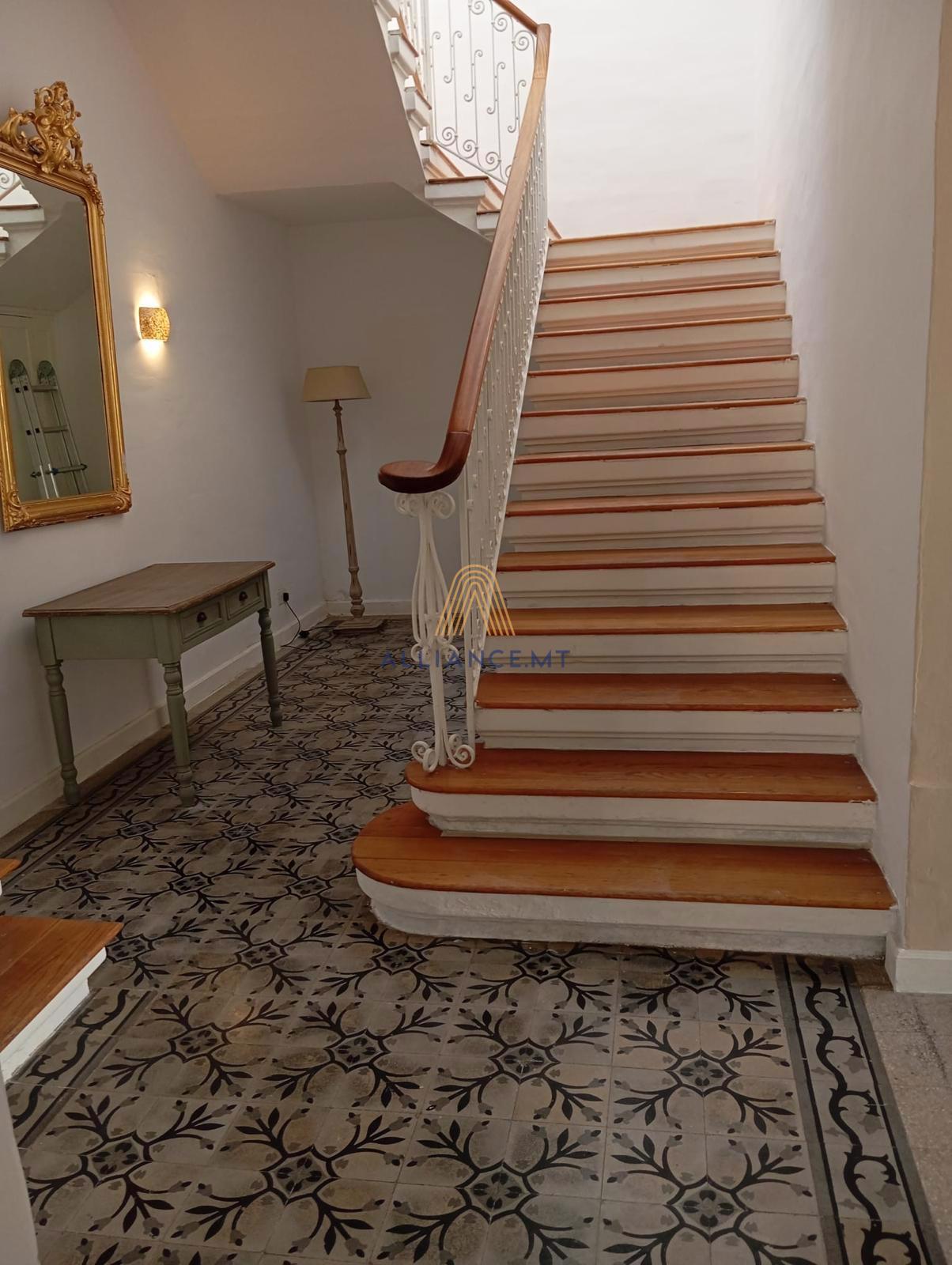 4 Bedroom Townhouse for Rent in Sliema — Sliema, Malta — photo 3