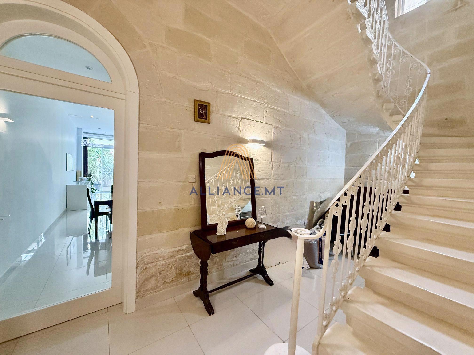 4 Bedroom Townhouse for Sale in Zejtun — Zejtun, Malta — photo 4