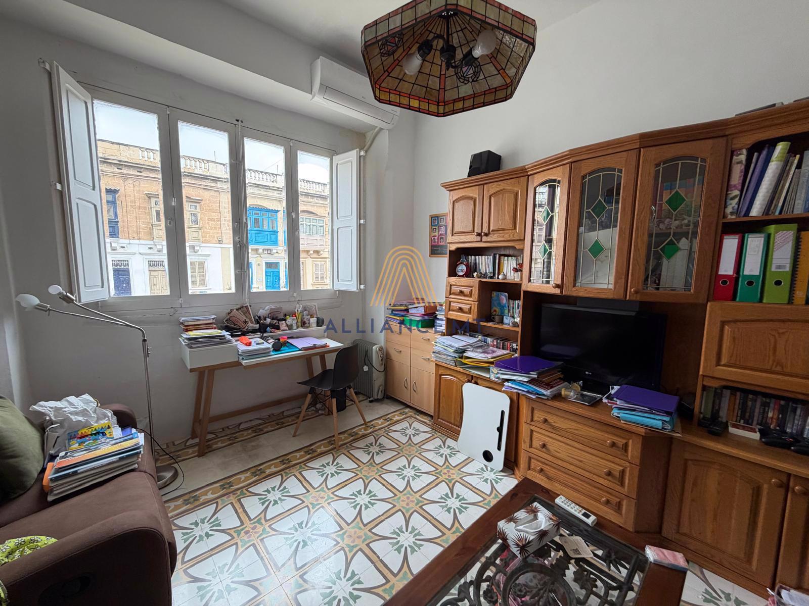 3 Bedroom Townhouse for Sale in Birkirkara — Birkirkara, Malta — photo 4
