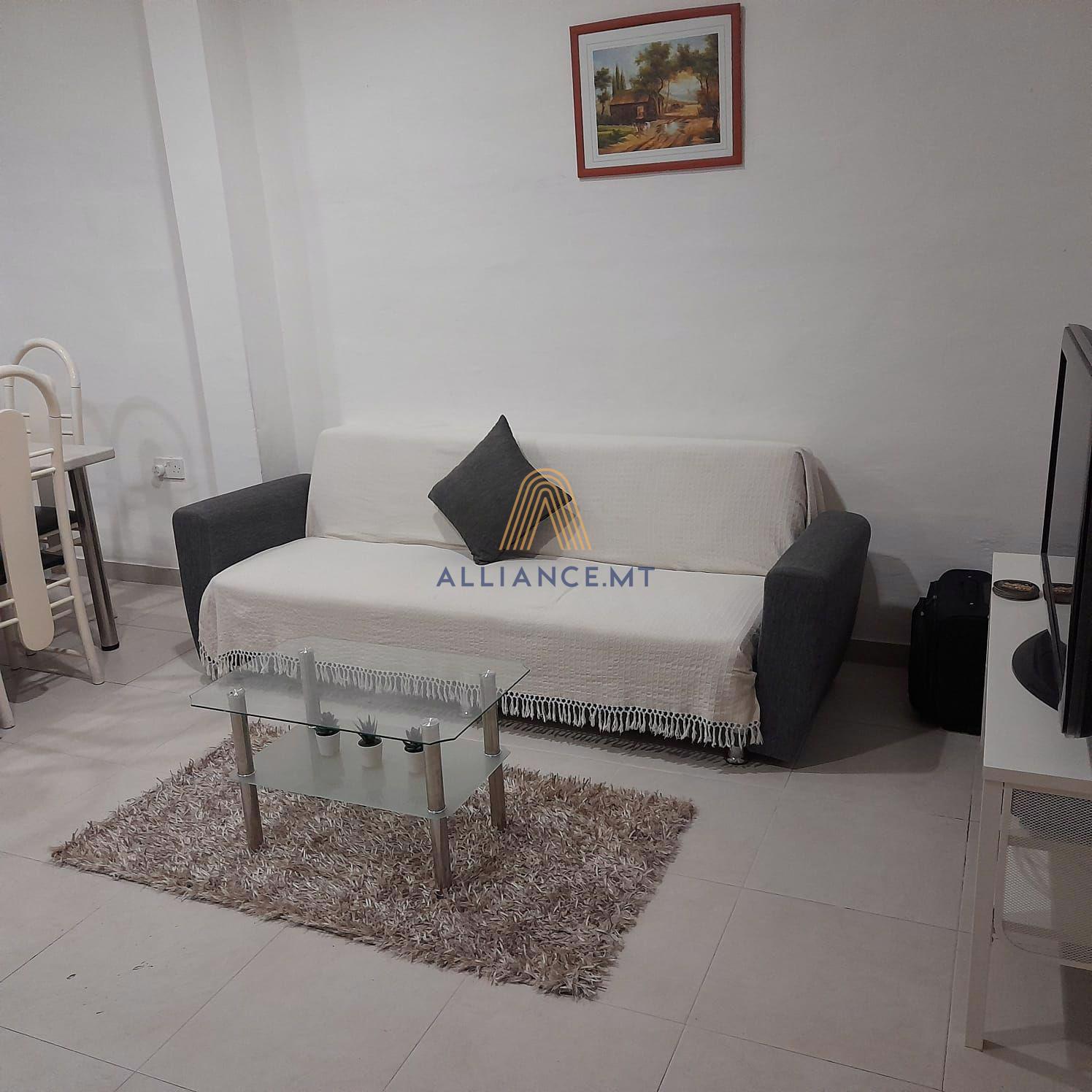 2 Bedroom Apartment for Rent in Gzira — Gzira, Malta — photo 2