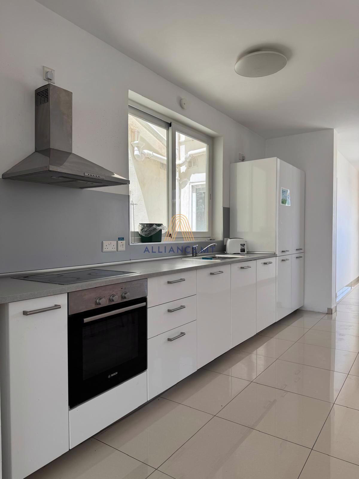 3 Bedroom Apartment for Rent in Birkirkara — Birkirkara, Malta — photo 4
