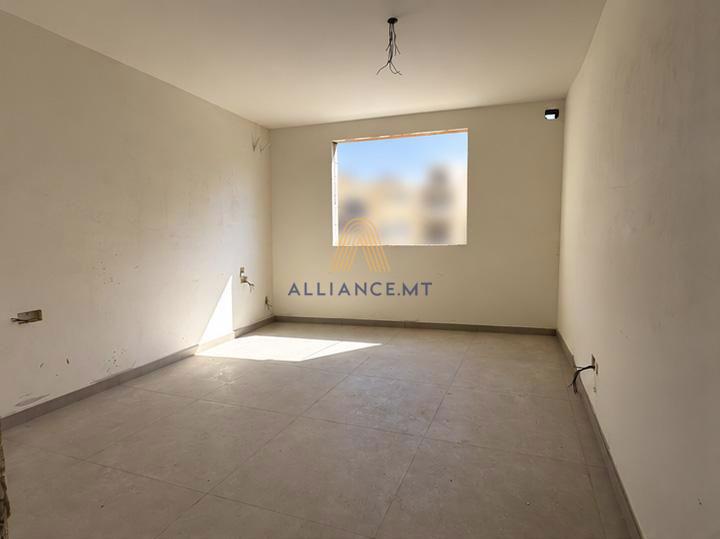 2 Bedroom Apartment for Sale in St Paul's Bay San Pawl il-Bahar — St Paul's Bay San Pawl il-Bahar, Malta — photo 2