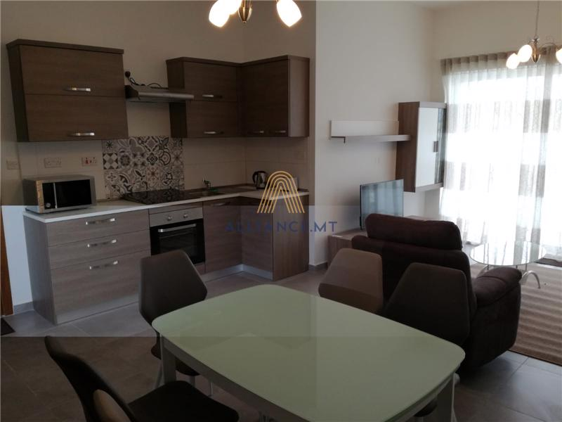 2 Bedroom Apartment for Rent in Gzira — Gzira, Malta — photo 2