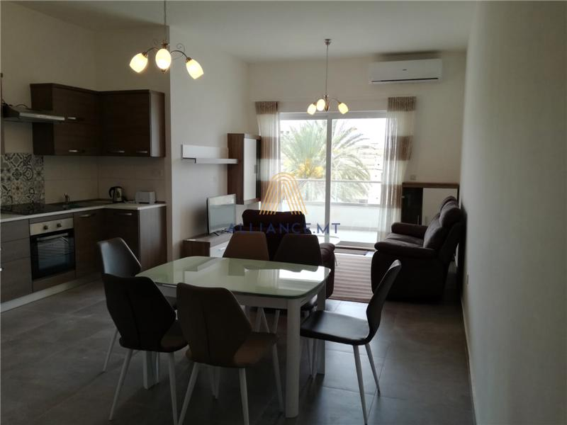 2 Bedroom Apartment for Rent in Gzira — Gzira, Malta — photo 3