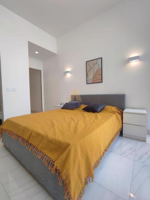 2 Bedroom Maisonette (Studio) for Rent in Gzira — Gzira, Malta — photo 3