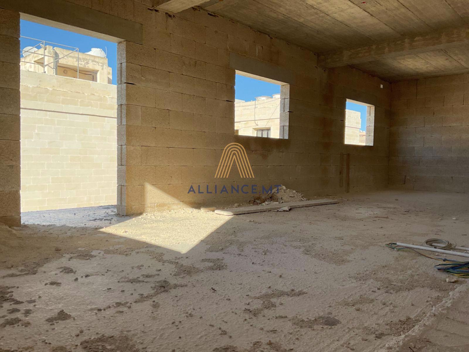 3 Bedroom Apartment for Sale in Hamrun — Hamrun, Malta — photo 2