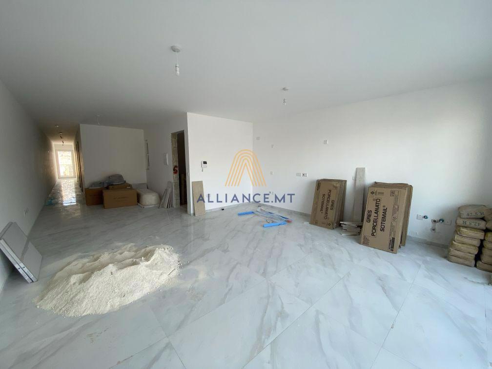 3 Bedroom Apartment for Rent in Birkirkara — Birkirkara, Malta — photo 2