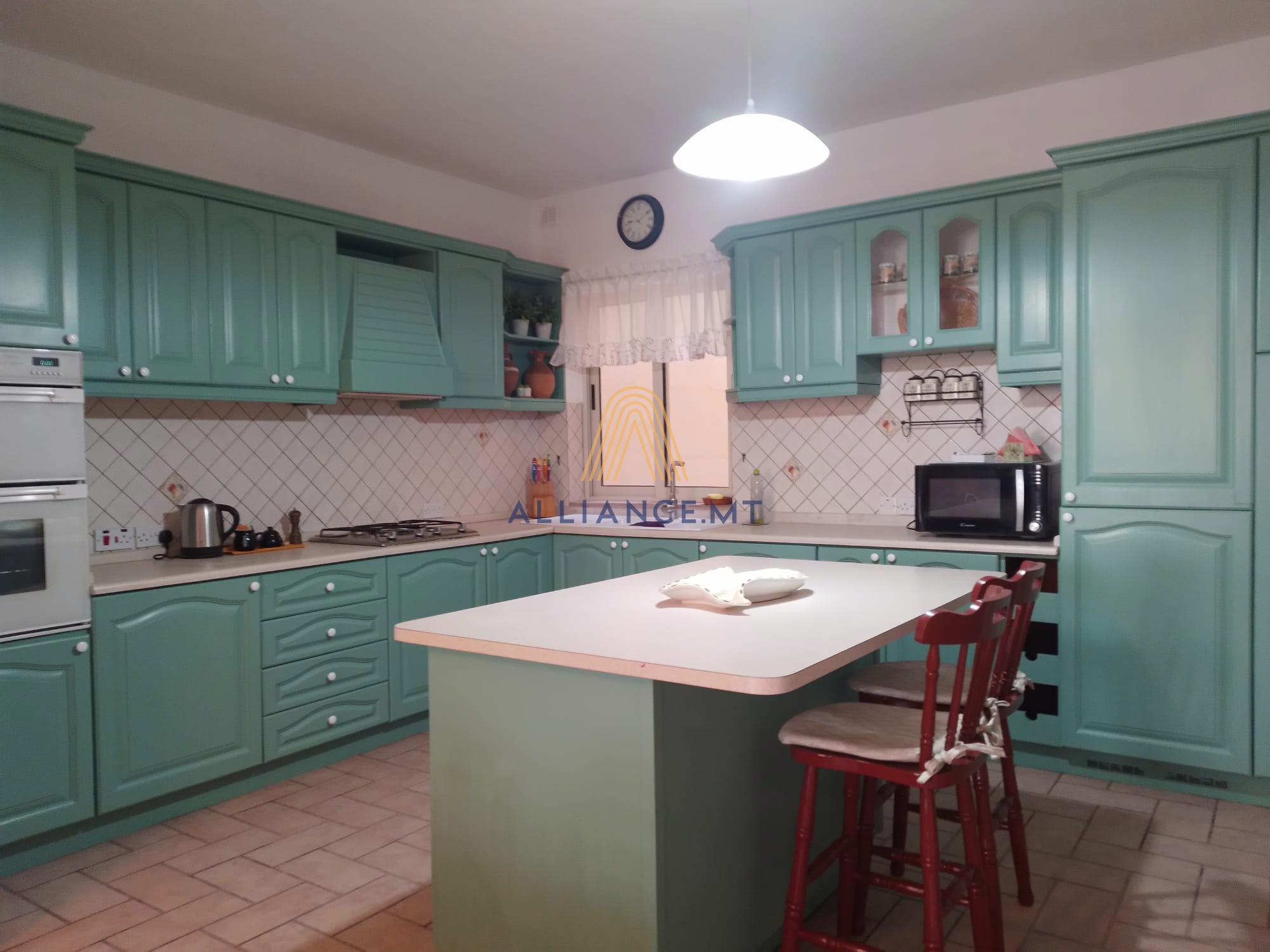 3 Bedroom Maisonette (Ground Floor) for Rent in Birkirkara — Birkirkara, Malta — photo 2