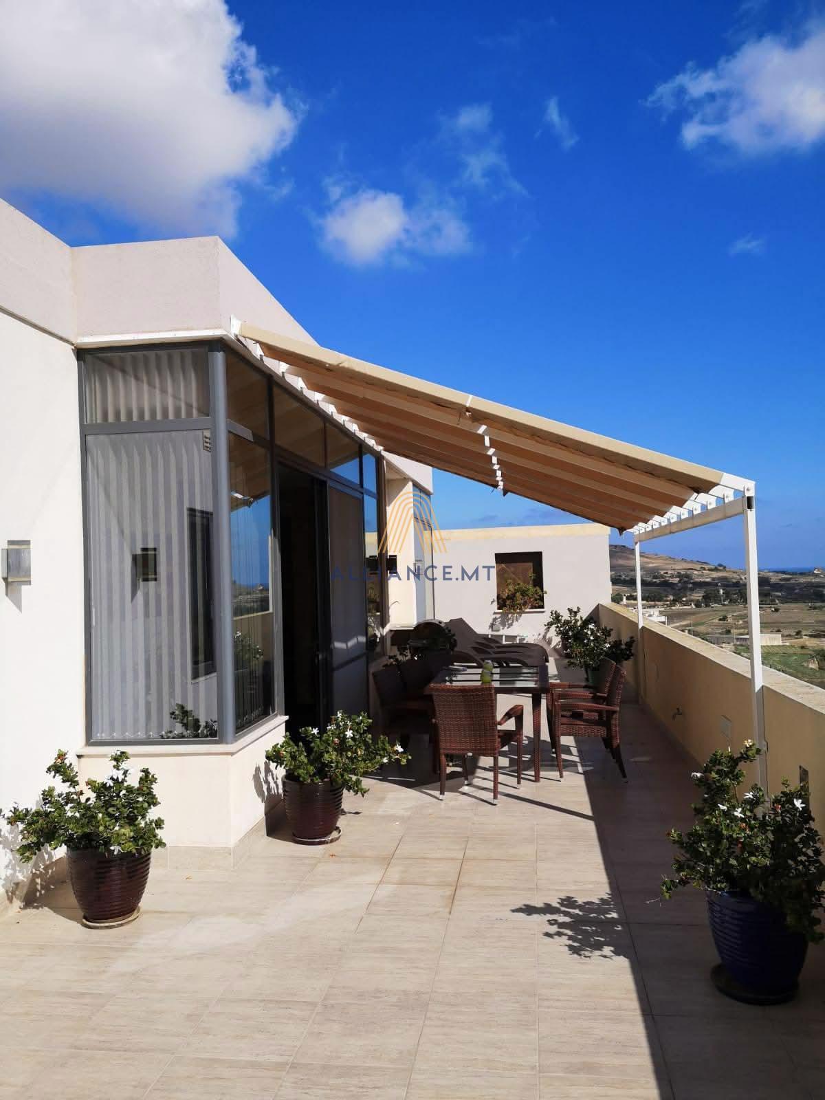2 Bedroom Penthouse for Rent in Gozo Victoria — Gozo Victoria, Malta — photo 4