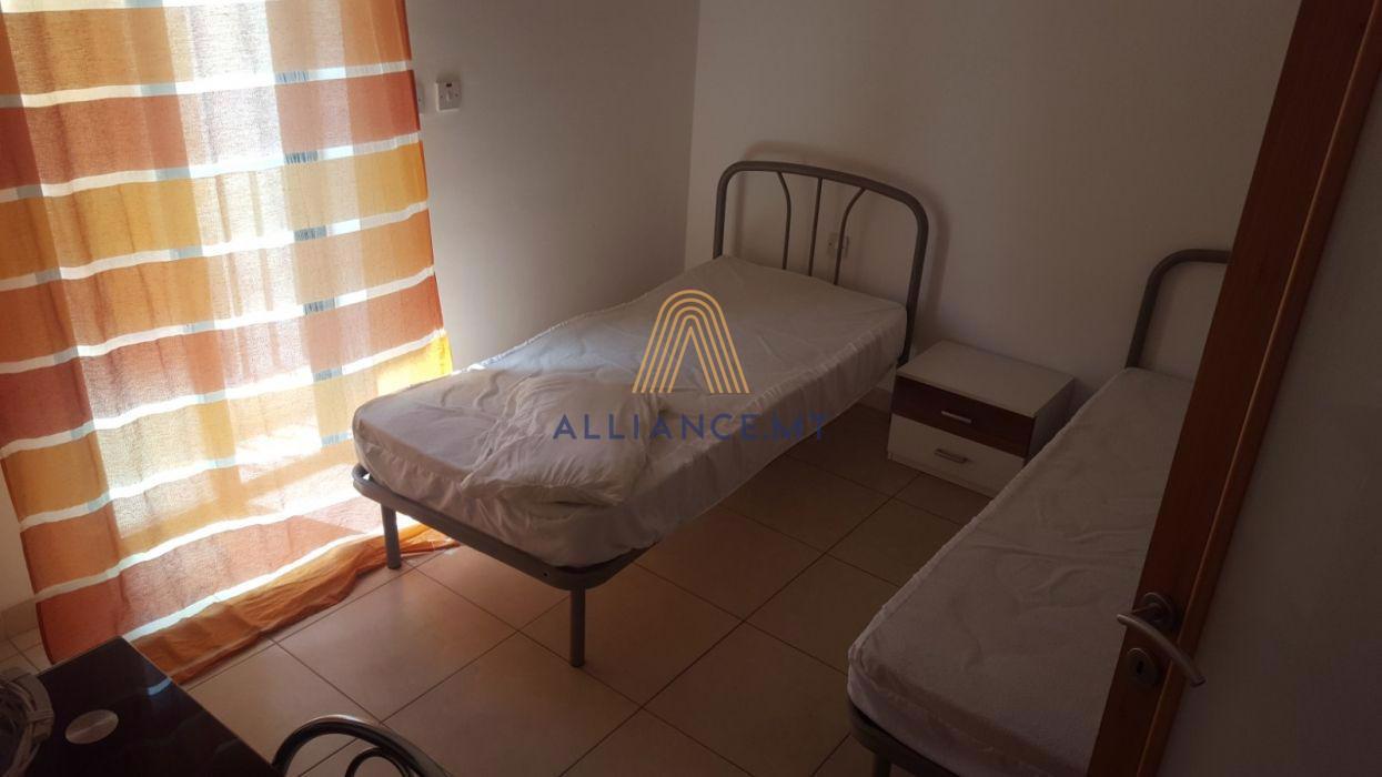 3 Bedroom Apartment for Rent in Attard — Attard, Malta — photo 2