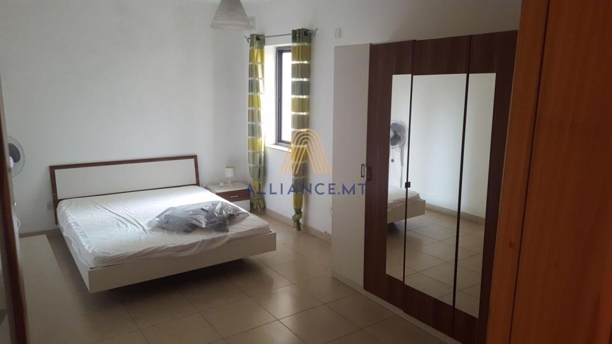 3 Bedroom Apartment for Rent in Attard — Attard, Malta — photo 3
