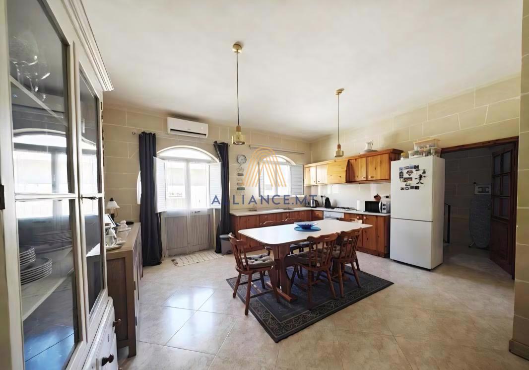 2 Bedroom Bungalow Semi-Detached for Rent in Gozo Zebbug