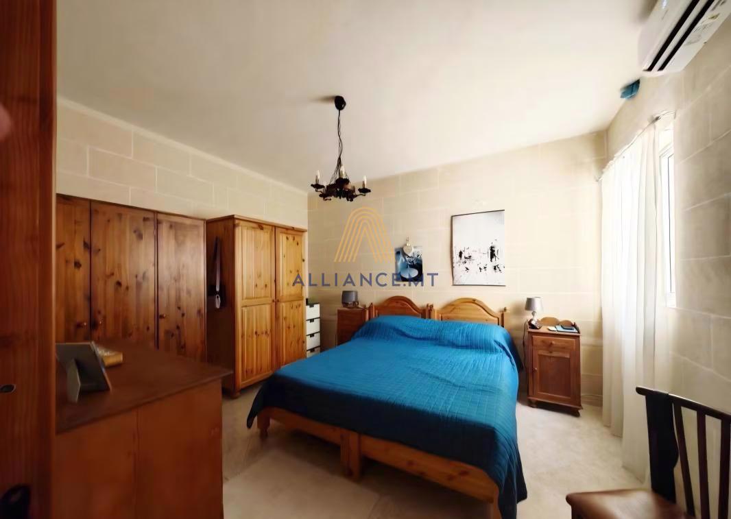 2 Bedroom Bungalow Semi-Detached for Rent in Gozo Zebbug — Gozo Zebbug, Malta — photo 3