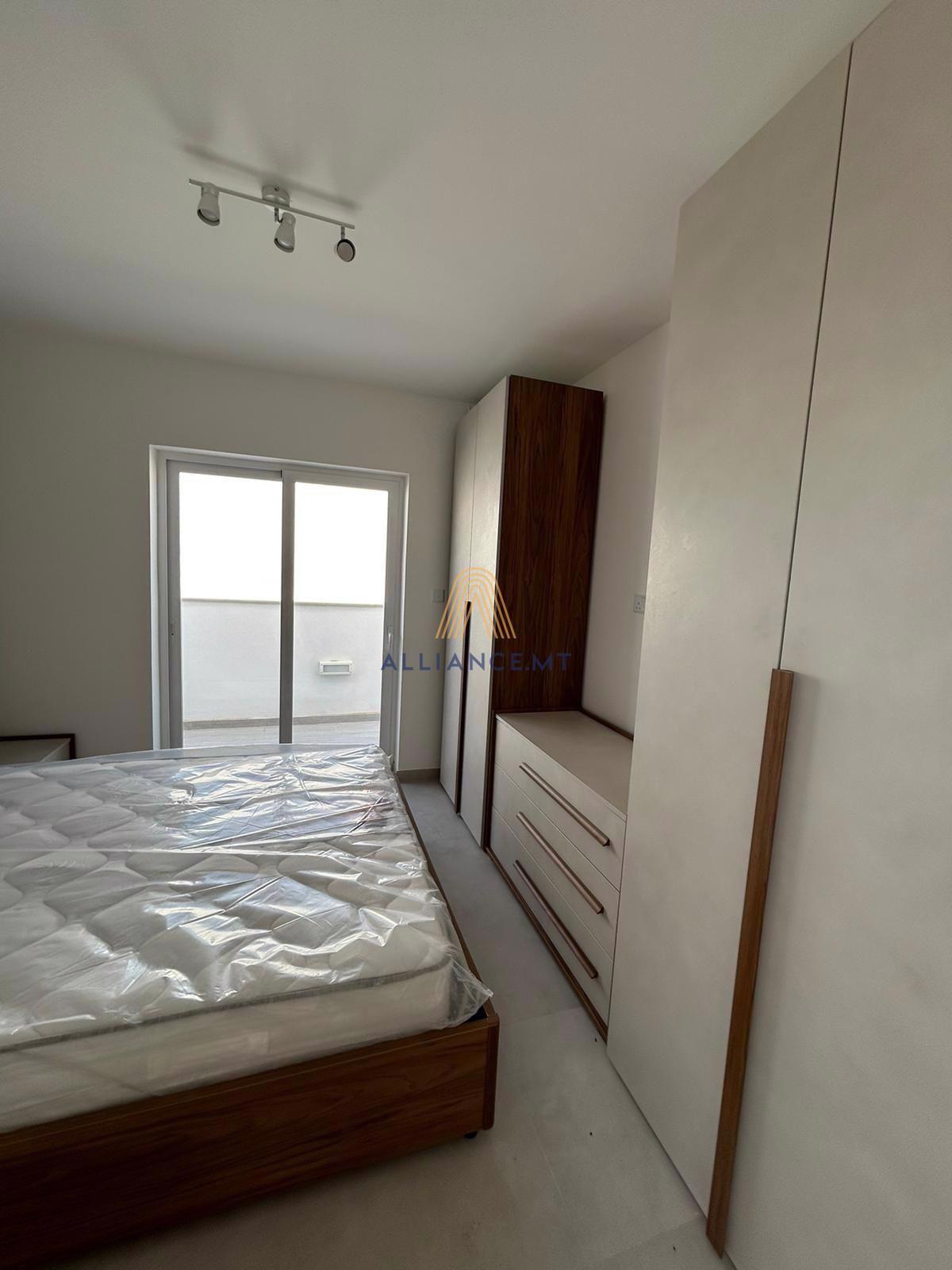 2 Bedroom Penthouse for Rent in Attard — Attard, Malta — photo 4