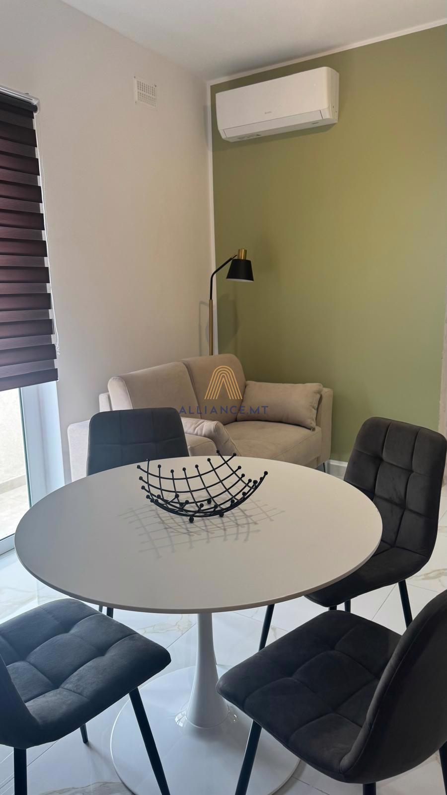 2 Bedroom Apartment for Rent in Pieta — Pieta, Malta — photo 2