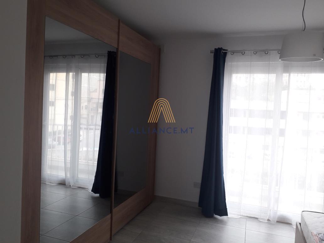 2 Bedroom Apartment for Rent in Pieta — Pieta, Malta — photo 4
