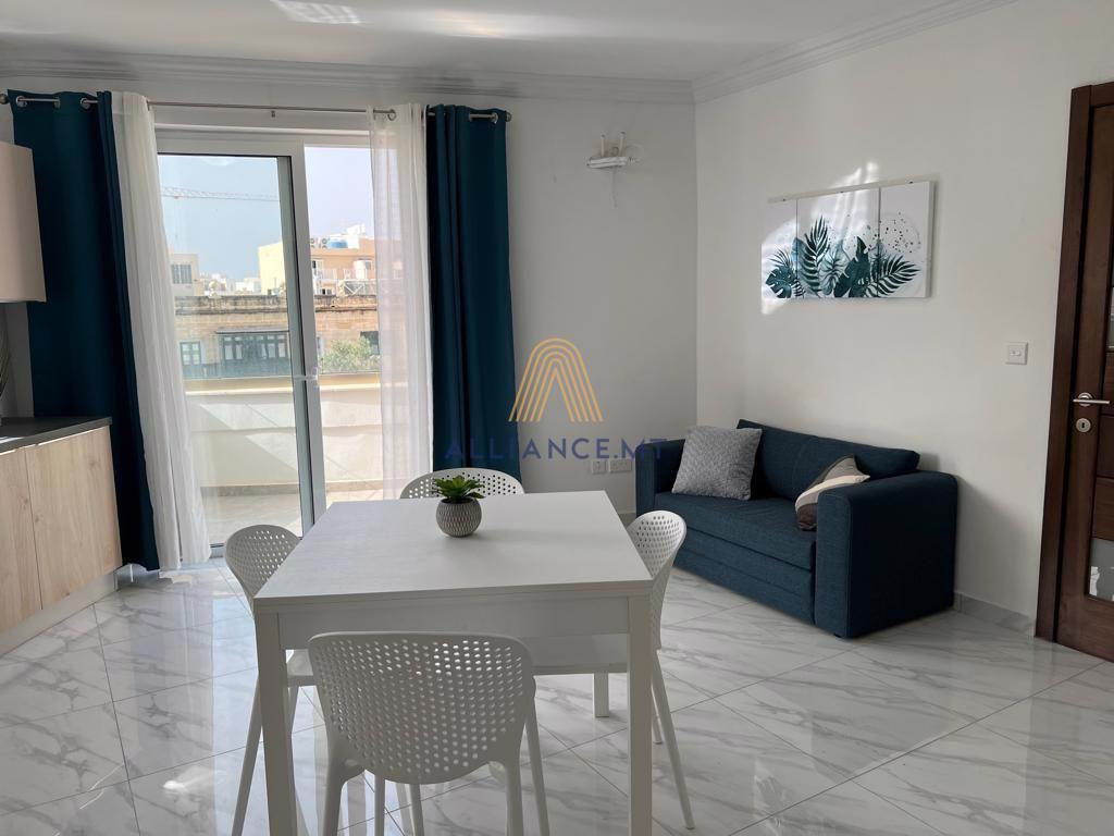 3 Bedroom Apartment for Rent in Gzira — Gzira, Malta — photo 2