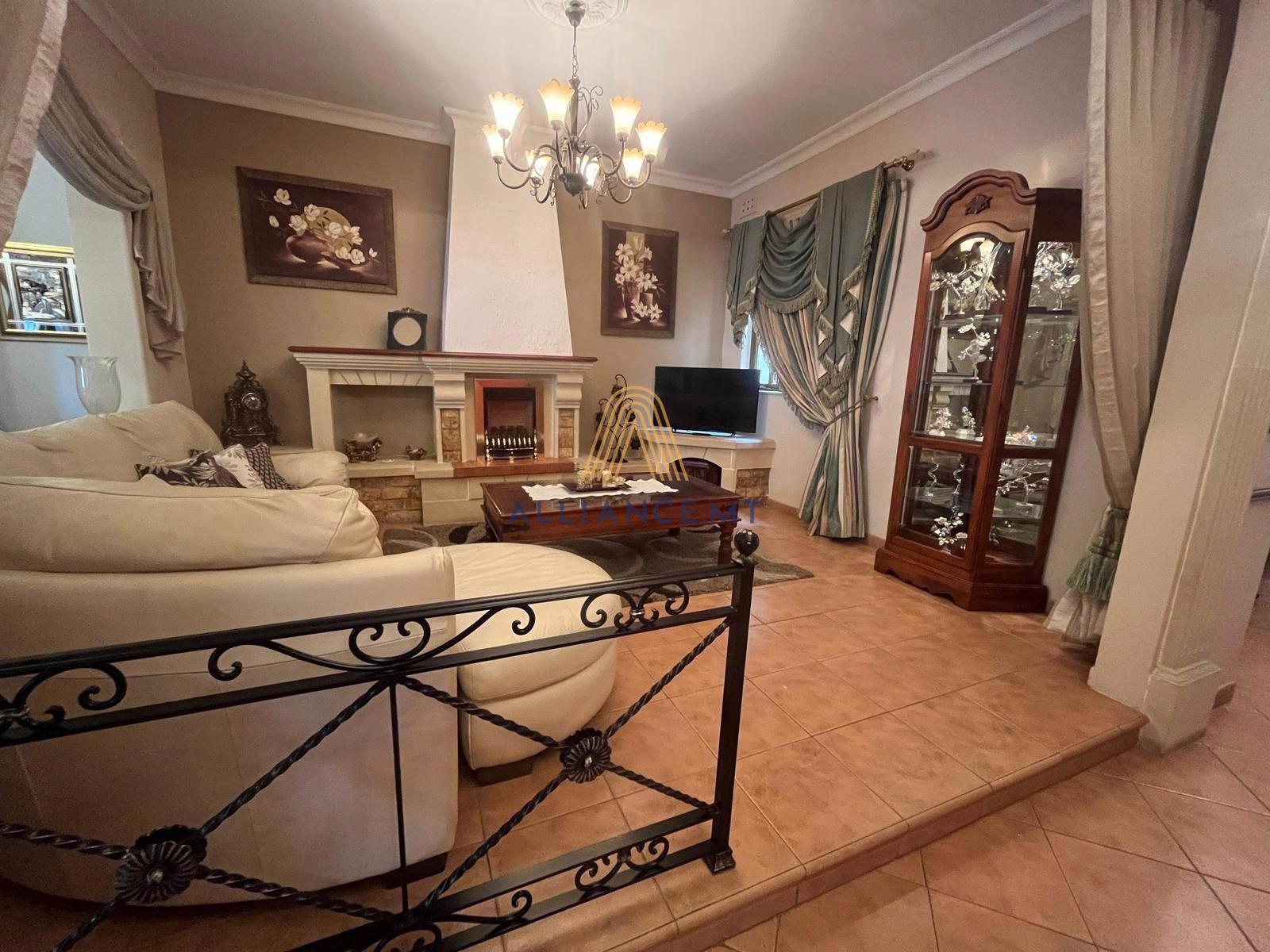 3 Bedroom Apartment for Rent in Zebbug — Zebbug, Malta — photo 2