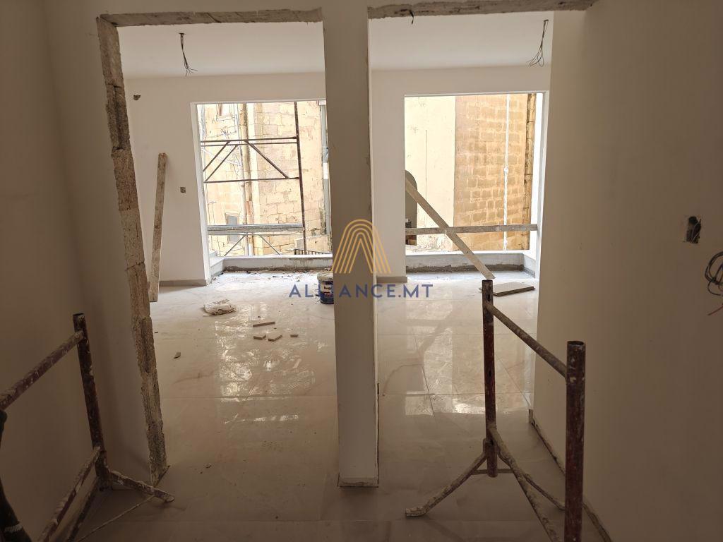 2 Bedroom Apartment for Sale in Sliema — Sliema, Malta — photo 2