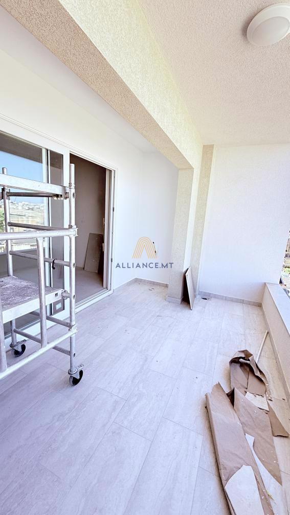 3 Bedroom Apartment for Sale in Attard — Attard, Malta — photo 2