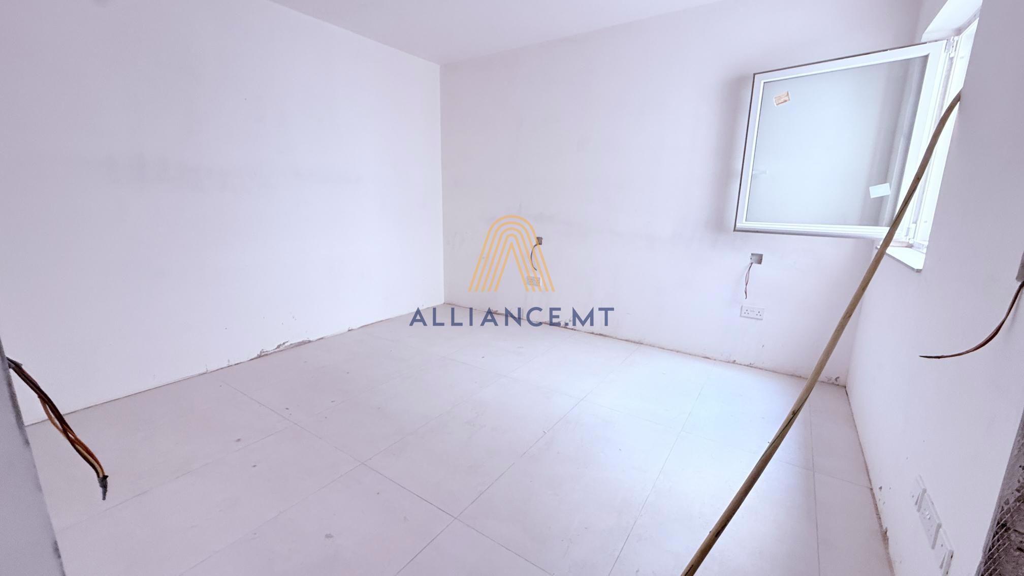 3 Bedroom Apartment for Sale in Attard — Attard, Malta — photo 4