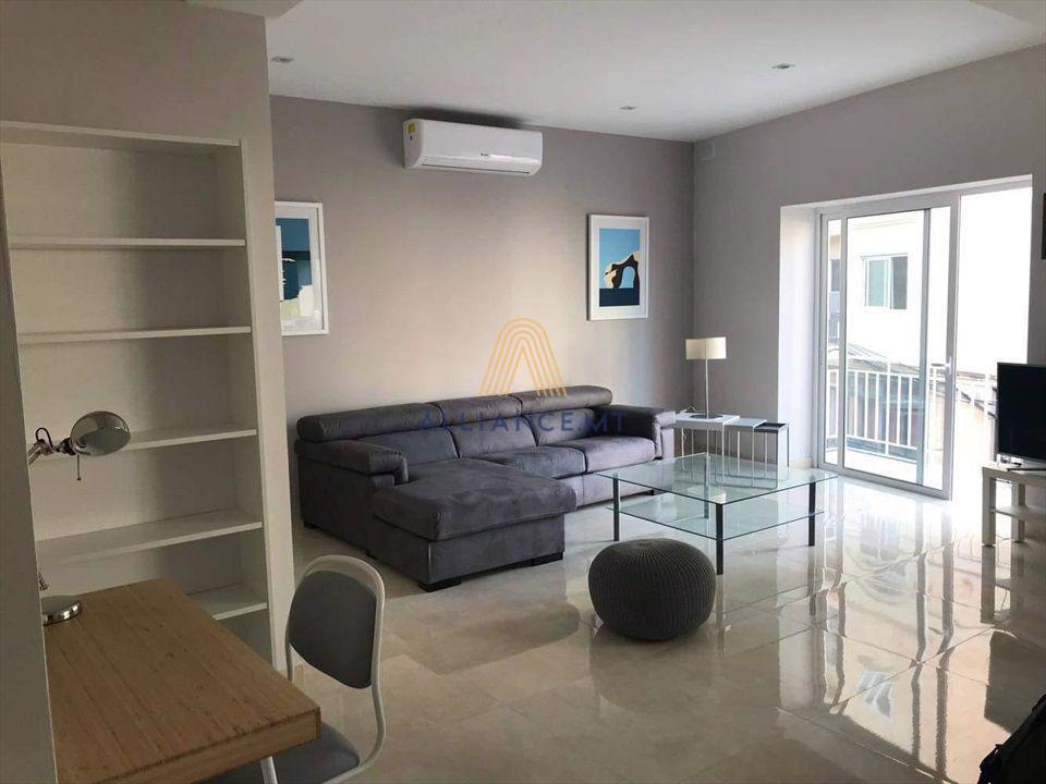 3 Bedroom Apartment for Rent in Sliema — Sliema, Malta — photo 2