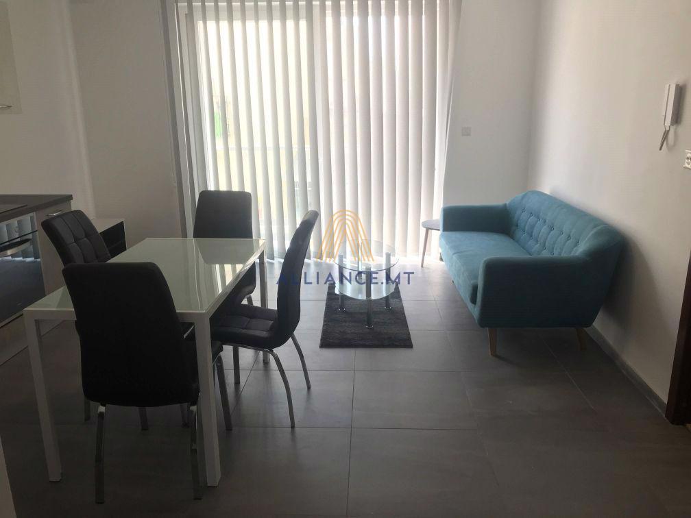 2 Bedroom Apartment for Rent in Sliema — Sliema, Malta — photo 3