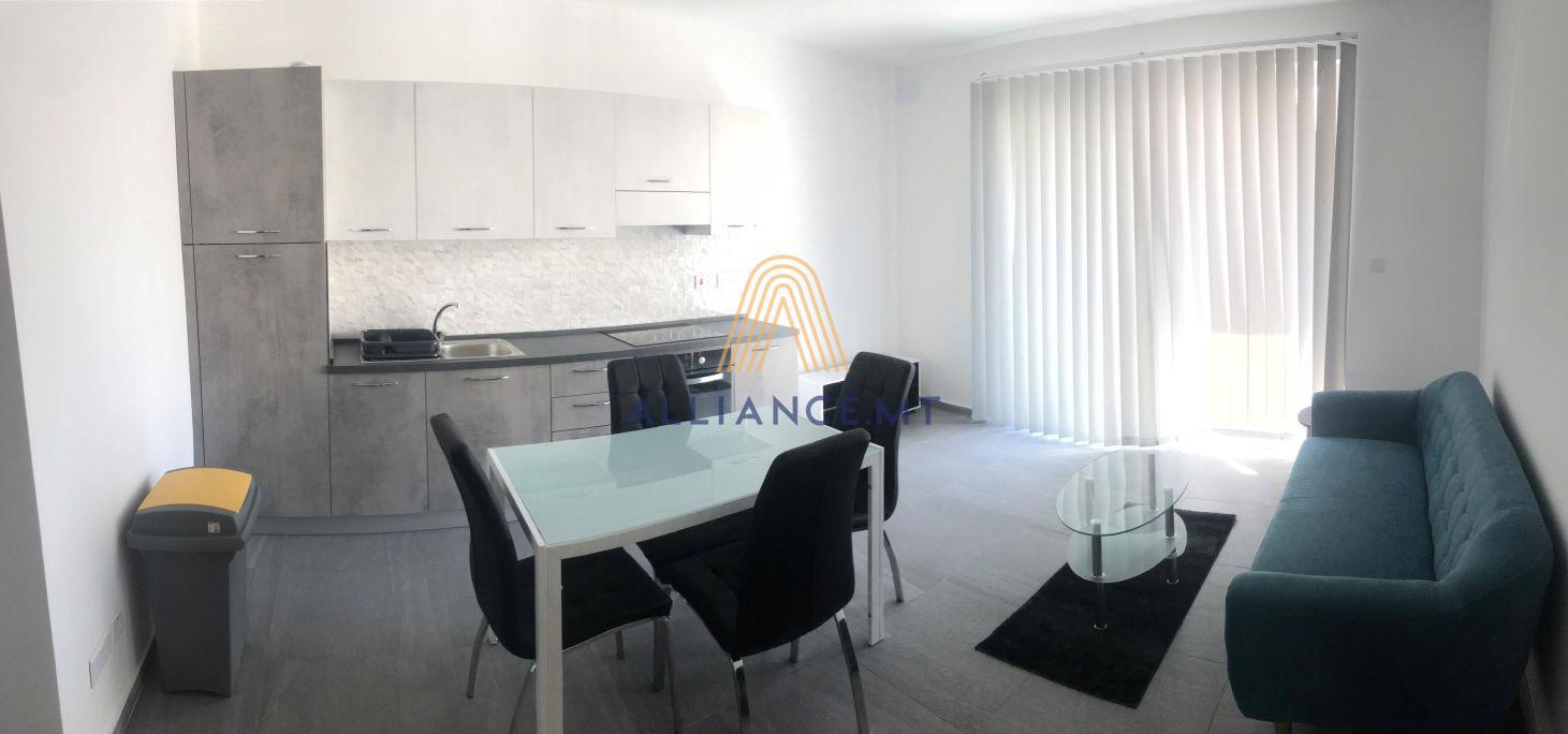 2 Bedroom Apartment for Rent in Sliema — Sliema, Malta — photo 4