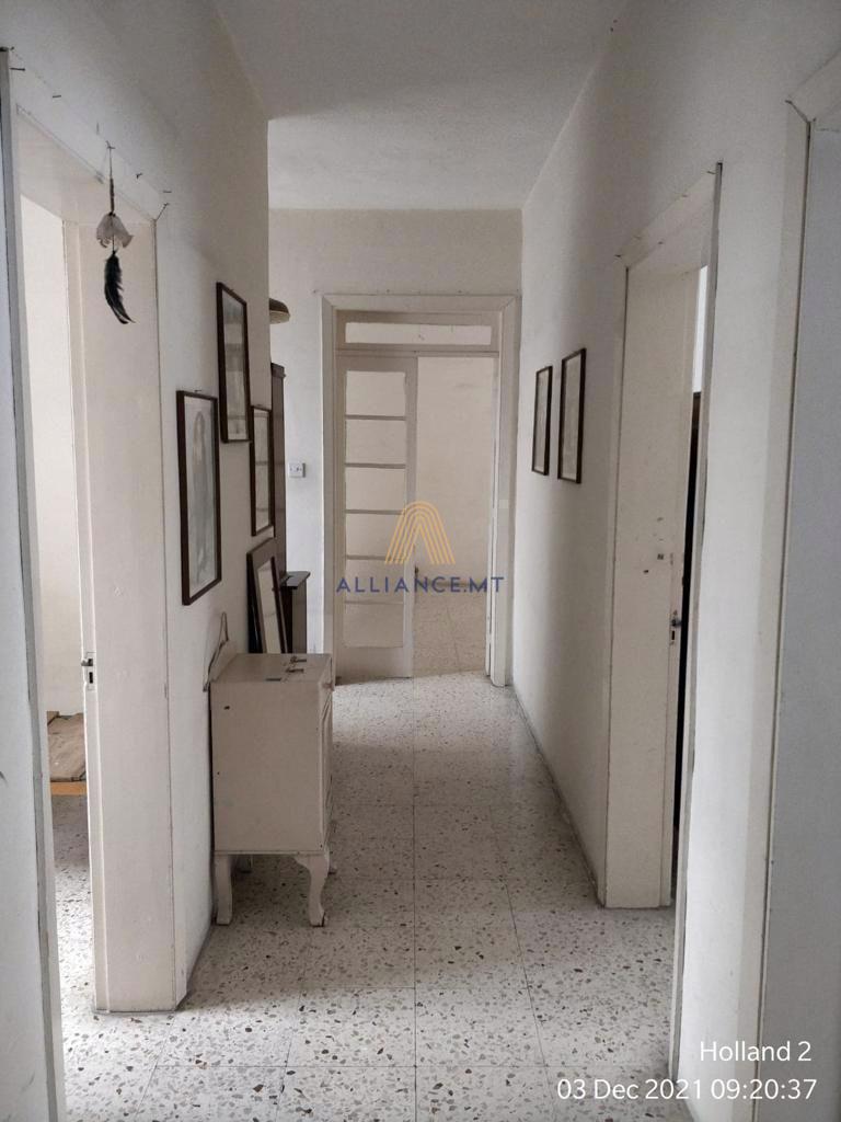 2 Bedroom Apartment for Rent in Pieta — Pieta, Malta — photo 2