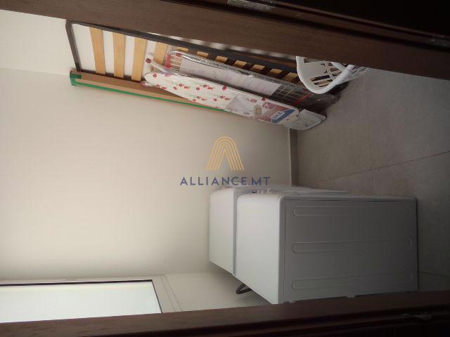 2 Bedroom Apartment for Rent in Pieta — Pieta, Malta — photo 2