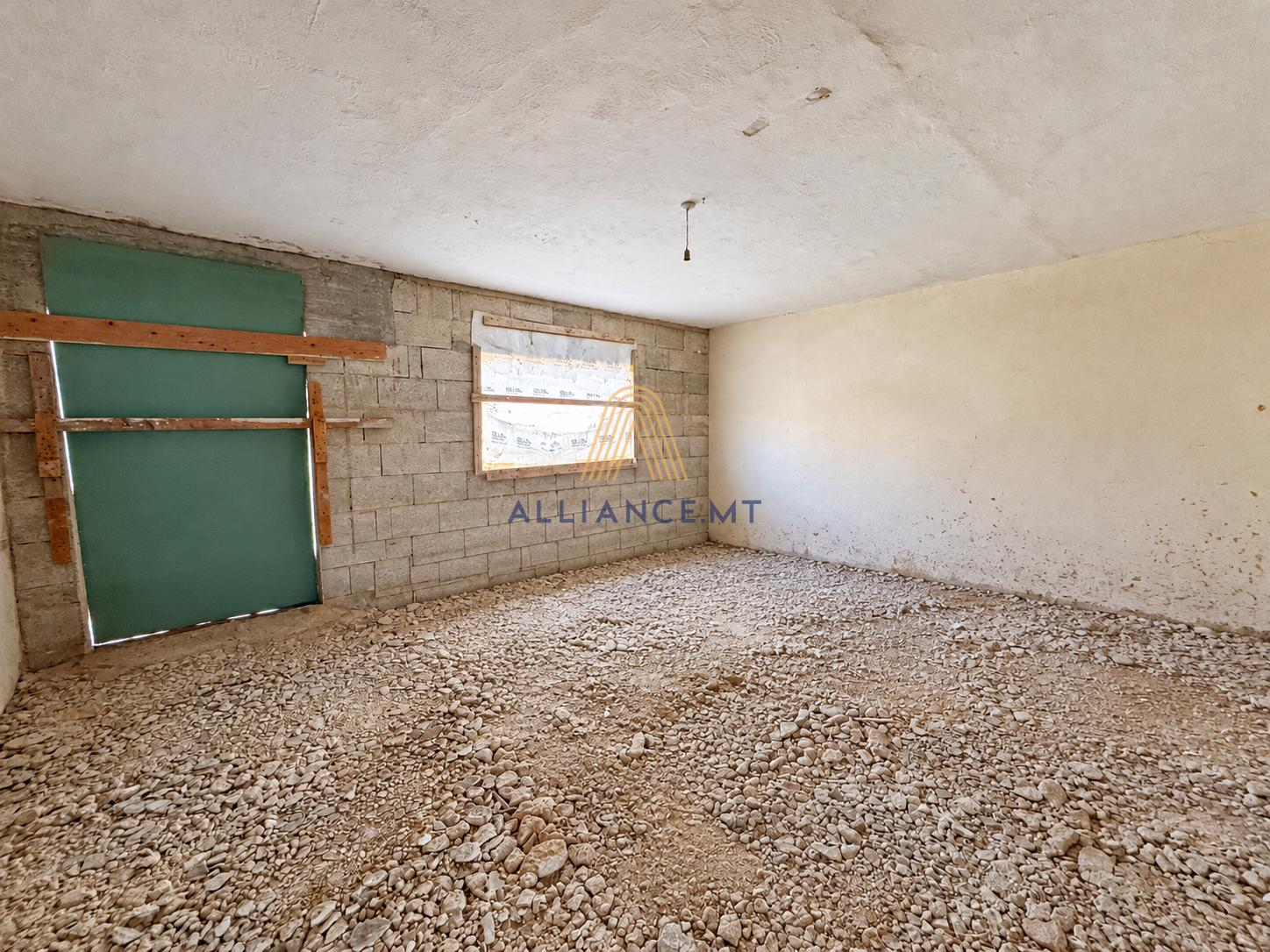3 Bedroom Apartment for Sale in Zabbar — Zabbar, Malta — photo 2