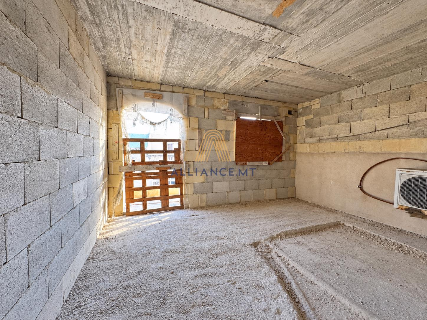3 Bedroom Apartment for Sale in Zabbar — Zabbar, Malta — photo 3