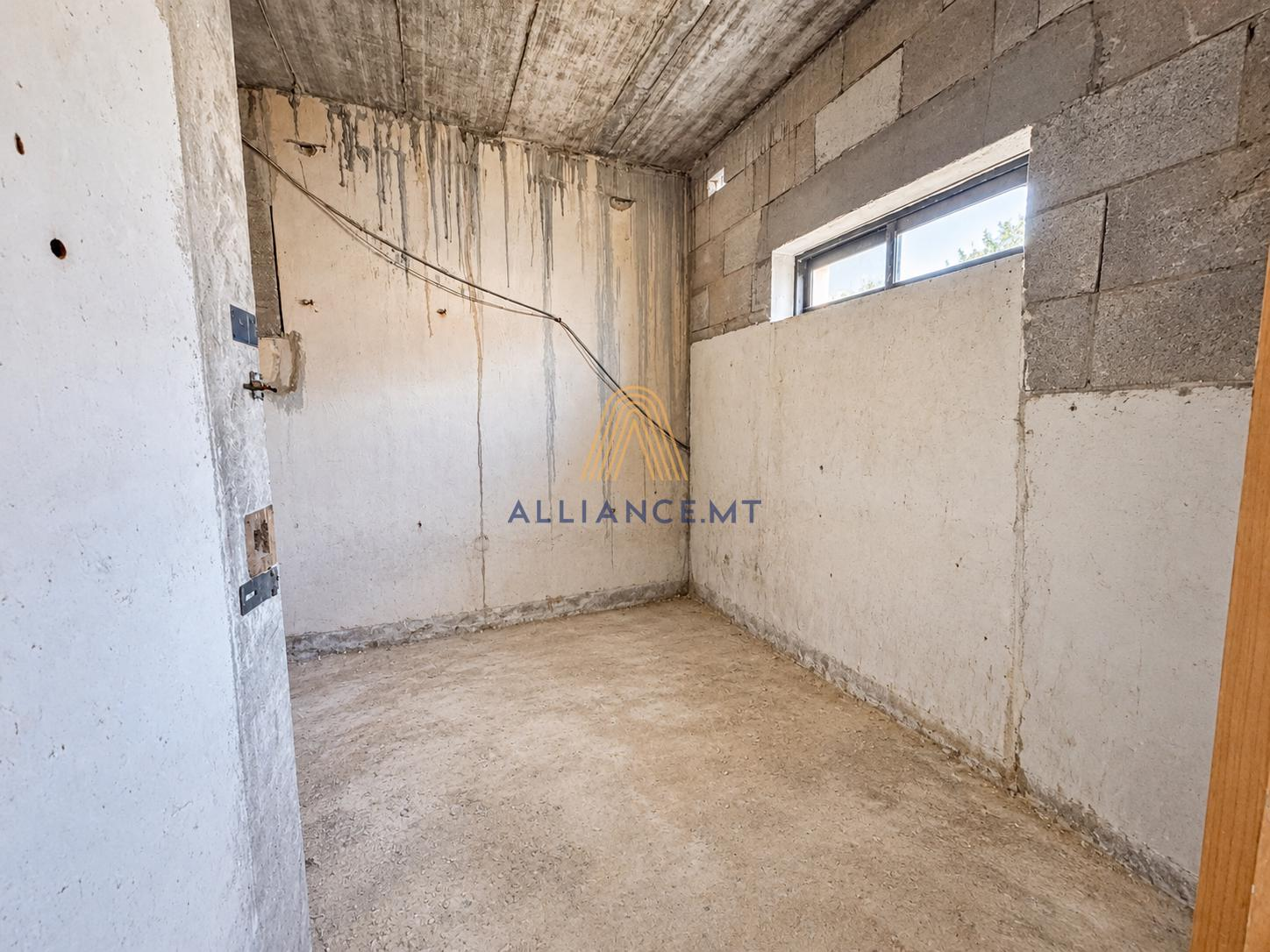 3 Bedroom Apartment for Sale in Zabbar — Zabbar, Malta — photo 4